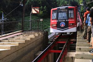 御岳登山鉄道