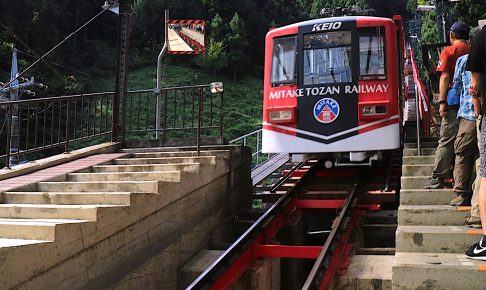 御岳登山鉄道