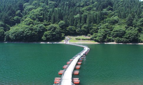 奥多摩湖・留浦の浮橋