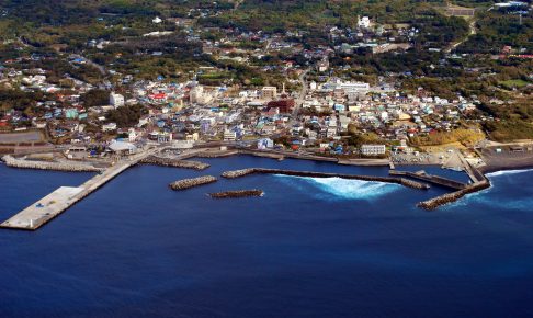 伊豆大島・元町港