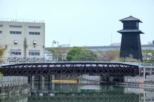 新川西水門広場