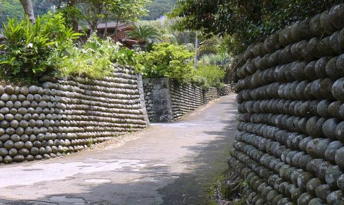 大里の玉石垣