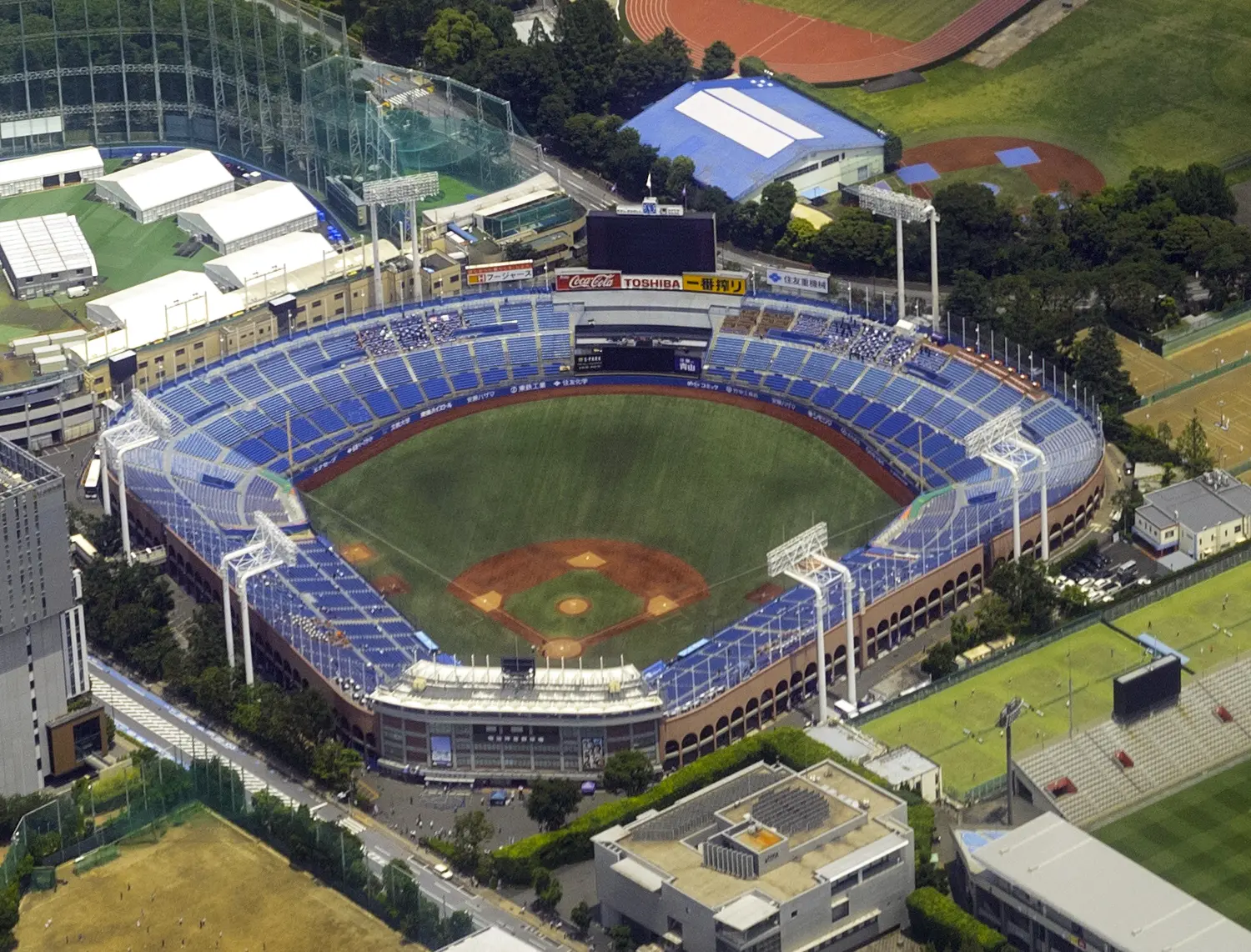 明治神宮野球場 神宮球場 東京とりっぷ