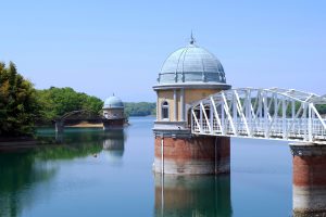 村山貯水池（多摩湖）・第一取水塔