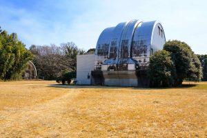 国立天文台・天文機器資料館（自動光電子午環）