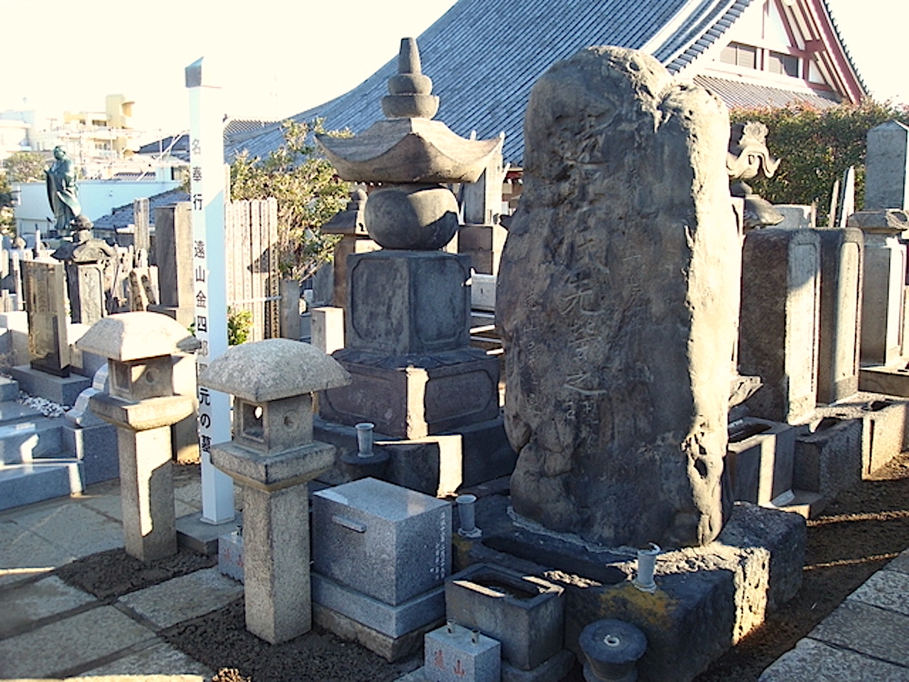 本妙寺・遠山景元の墓