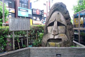 蒲田駅・モヤイ像