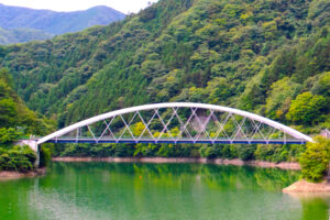 都道最西端・三頭橋