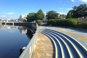 夫婦橋親水公園