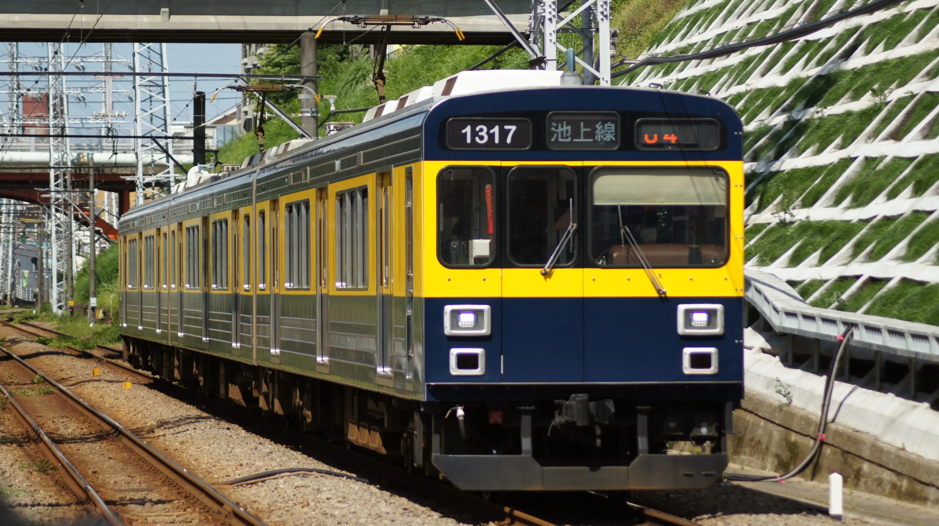 池上線と東急多摩川線に「きになる電車」運行中！ | 東京とりっぷ