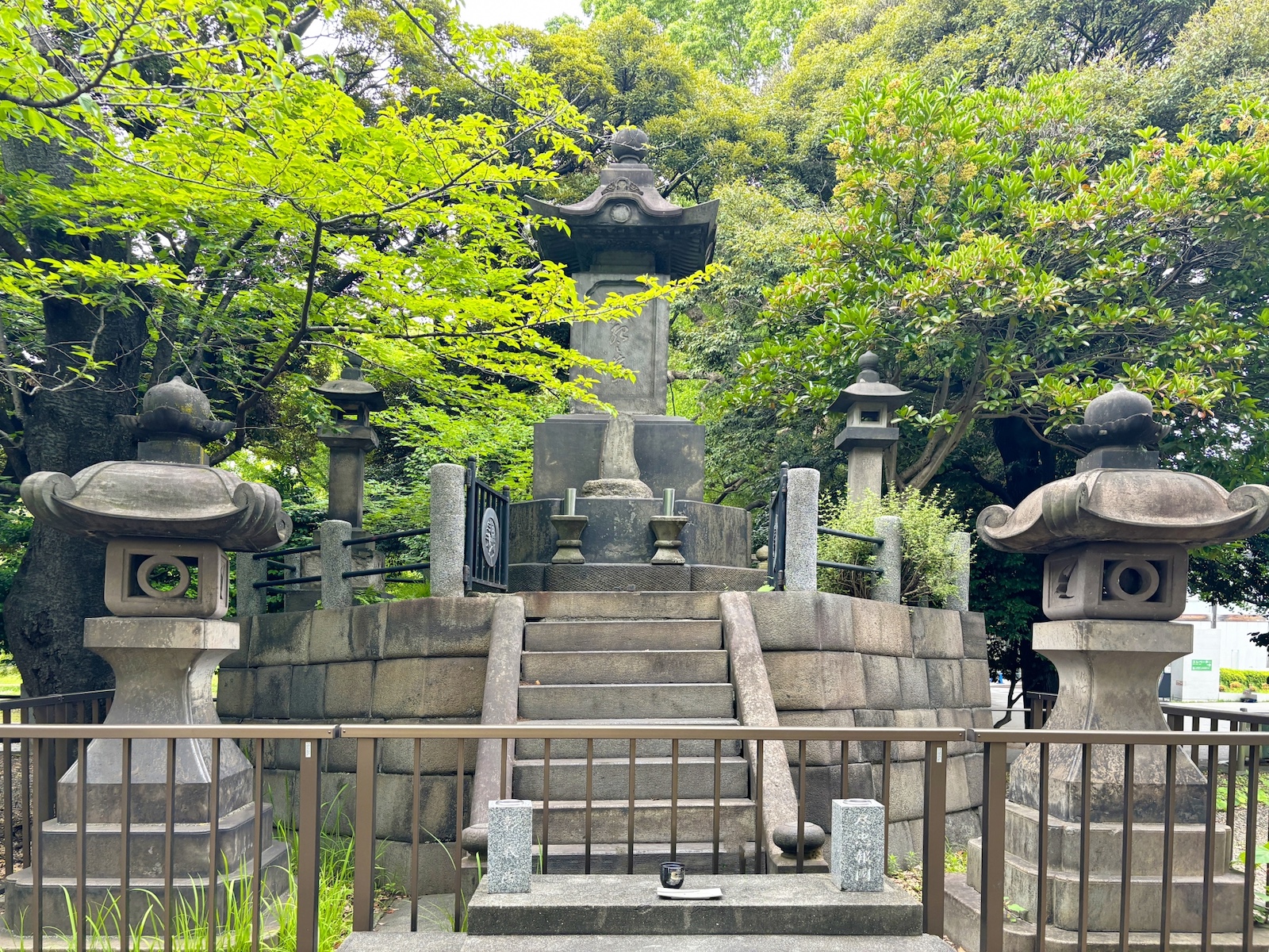 彰義隊の墓