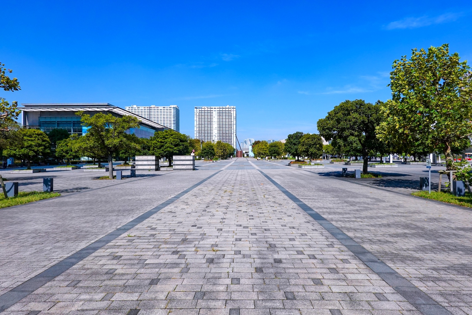 シンボルプロムナード公園