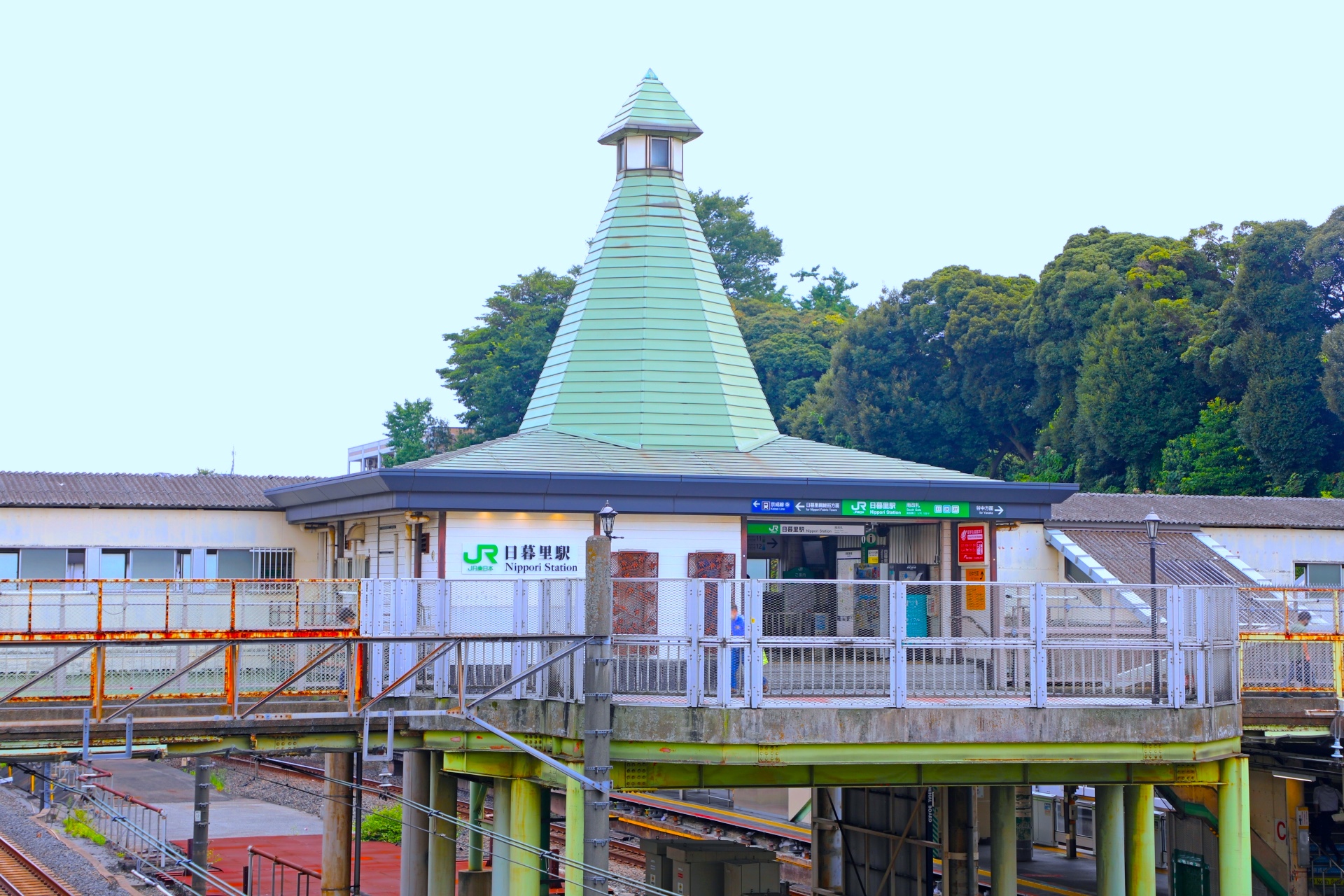 日暮里駅
